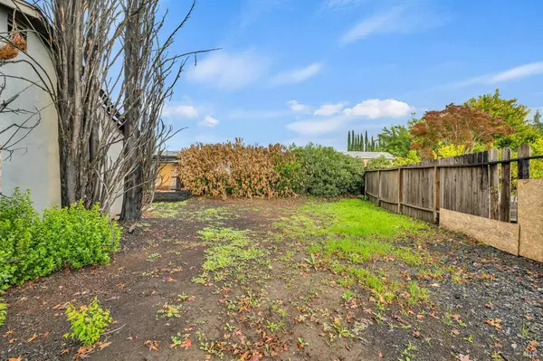 Fairfield, CA 94533,2076 Harte CT