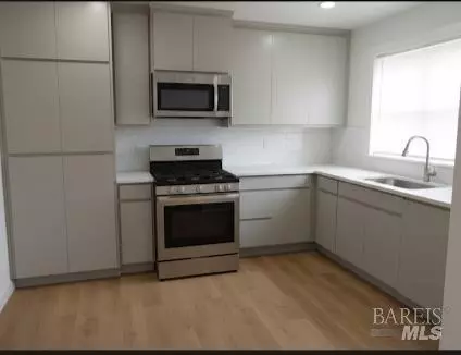 Vallejo, CA 94590,627 Maine ST #D