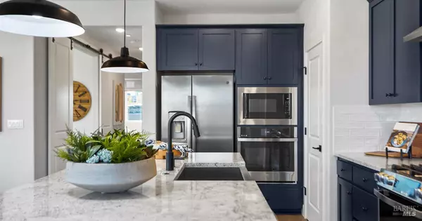 Dixon, CA 95620,330 Fable CT