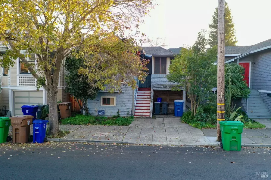 1453 Calistoga AVE, Napa, CA 94559