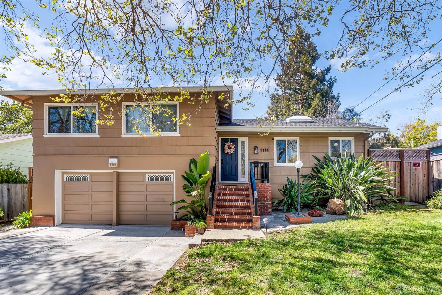 1114 fernside ST, Redwood City, CA 94061