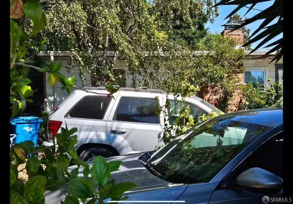 1024 Laurel AVE, East Palo Alto, CA 94303