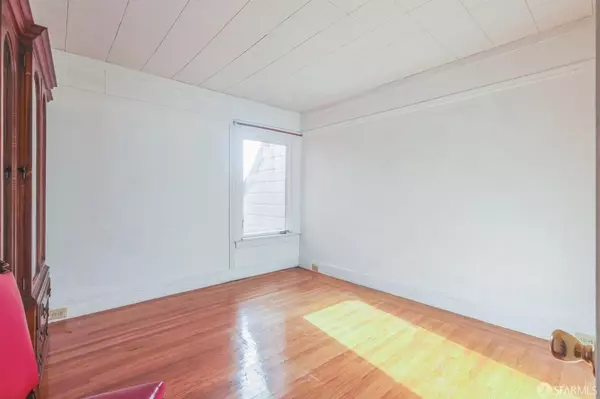 San Francisco, CA 94110,166 Bonview ST