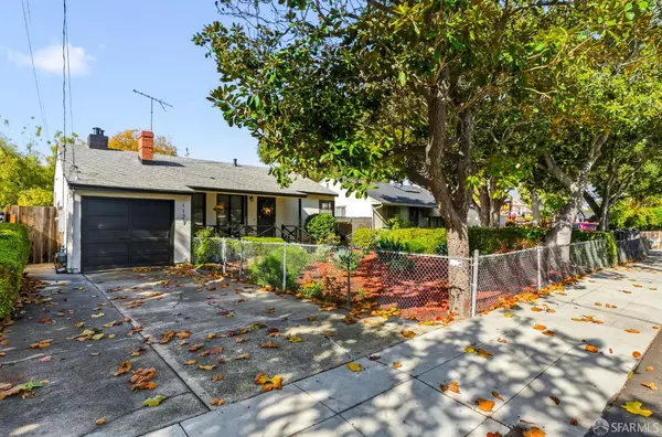 Menlo Park, CA 94025,1127 Hollyburne AVE