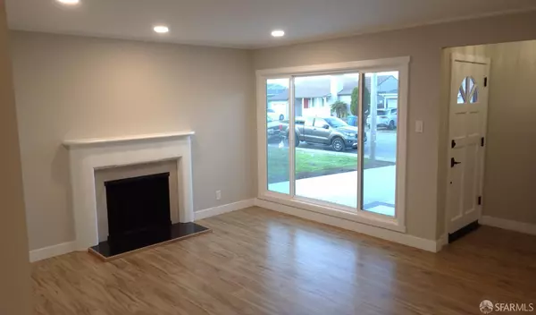 Daly City, CA 94015,735 Maddux DR