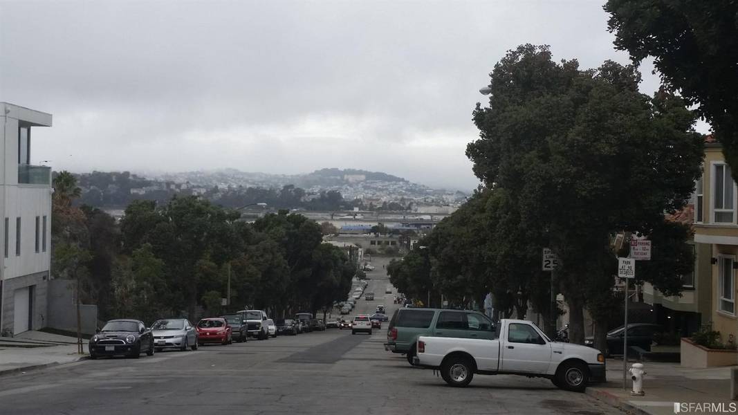 1458 Hudson AVE, San Francisco, CA 94124