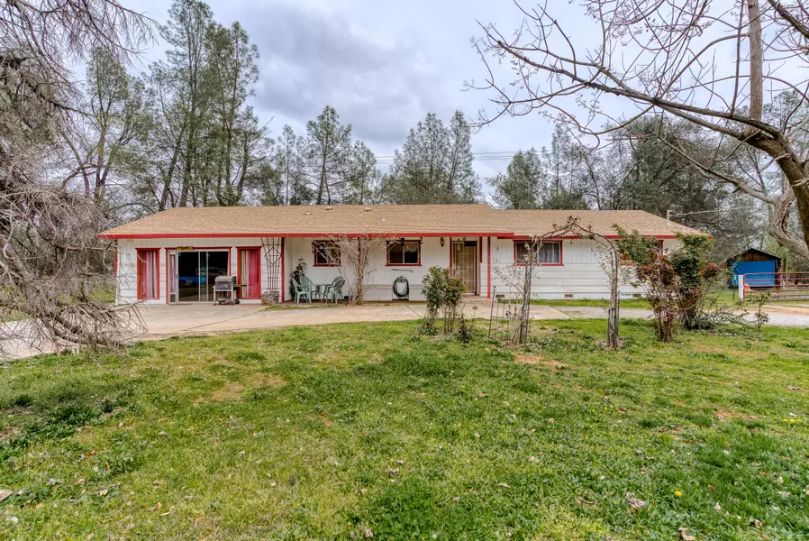 5355 Bogie LN, Redding, CA 96002