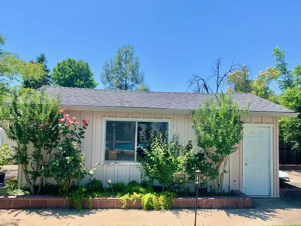 Redding, CA 96002,1262 Dusty LN