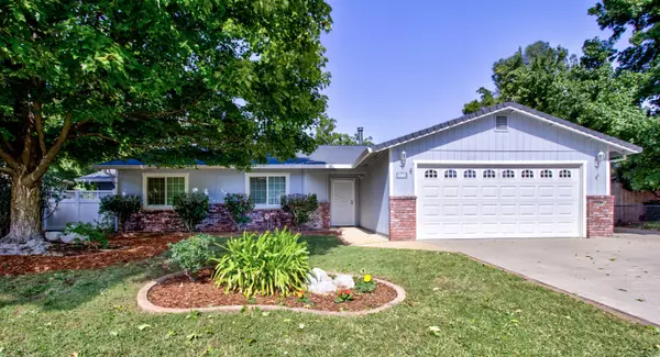 1036 Peregrine WAY, Redding, CA 96003