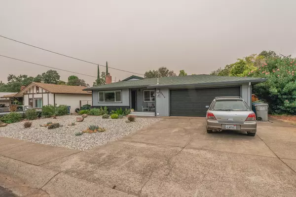 Redding, CA 96002,2810 Robert CT