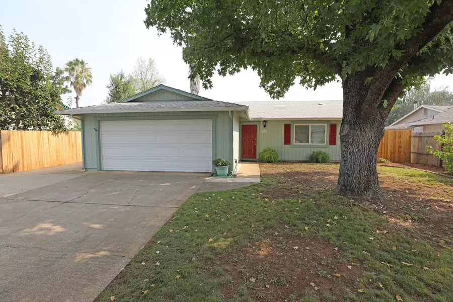 3769 Apollo ST, Redding, CA 96002