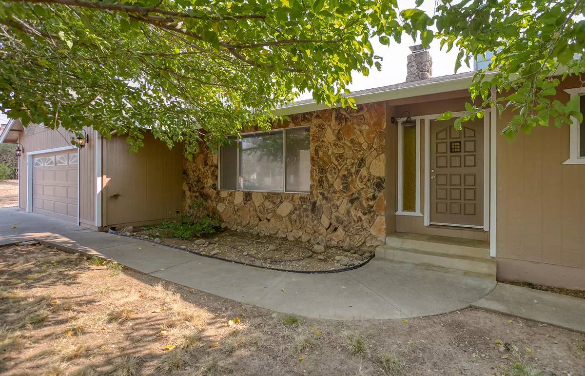 Redding, CA 96002,21377 Gilbert DR