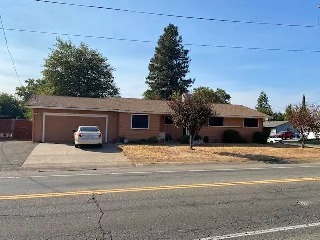 2860 Shasta View DR, Redding, CA 96002