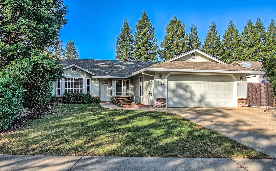 3438 Billings DR, Redding, CA 96002