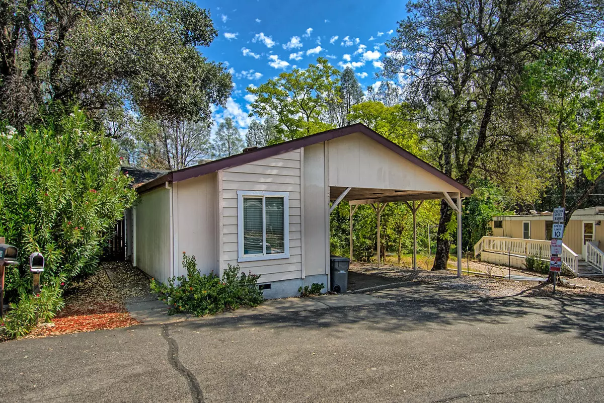 Redding, CA 96003,12125 Lake Blvd #65