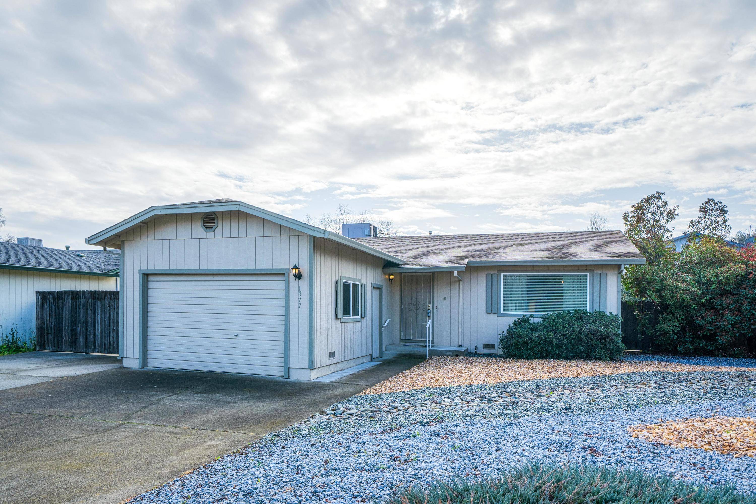 1377 Andrew AVE, Anderson, CA 96007