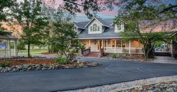 8249 Maynard RD, Palo Cedro, CA 96073