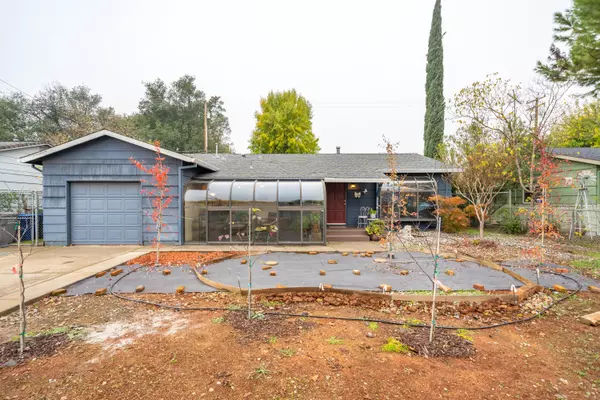 3794 Mercury DR, Redding, CA 96002