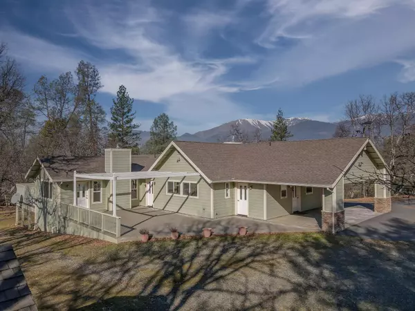 80 Grandview DR, Weaverville, CA 96093