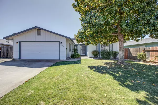 2515 Celestial ST, Redding, CA 96002