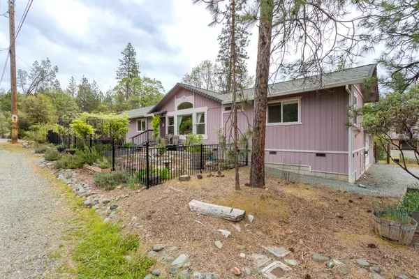 Weaverville, CA 96093,11 Wintercreek WAY