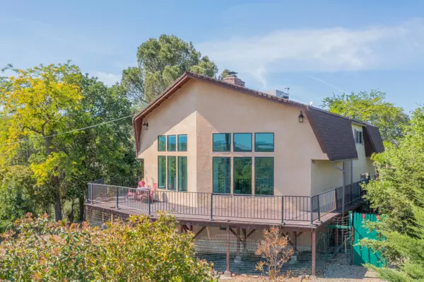 14575 Carriage LN, Red Bluff, CA 96080