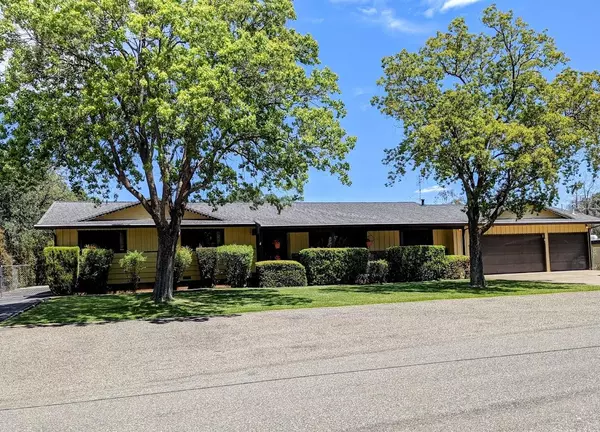 4220 Vía Hermosa, Red Bluff, CA 96080