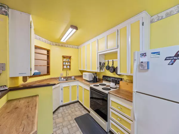 Shingletown, CA 96088,8489 Starlite Pines RD