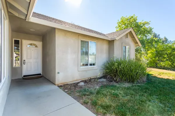 Redding, CA 96002,3993 Cambria DR