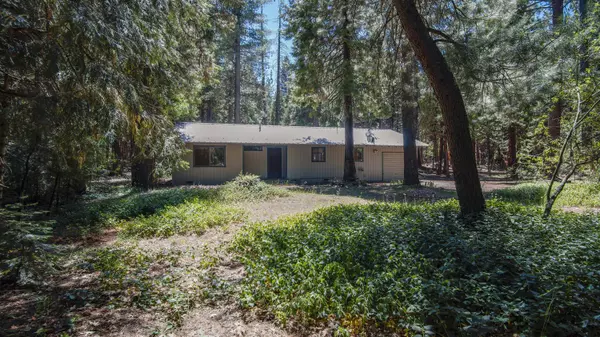 8354 Starlite Pines RD, Shingletown, CA 96088