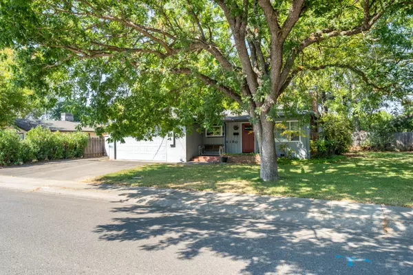 2180 Athens AVE, Redding, CA 96001