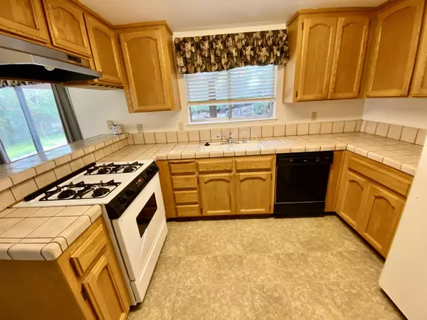 Redding, CA 96003,711 Alamine DR