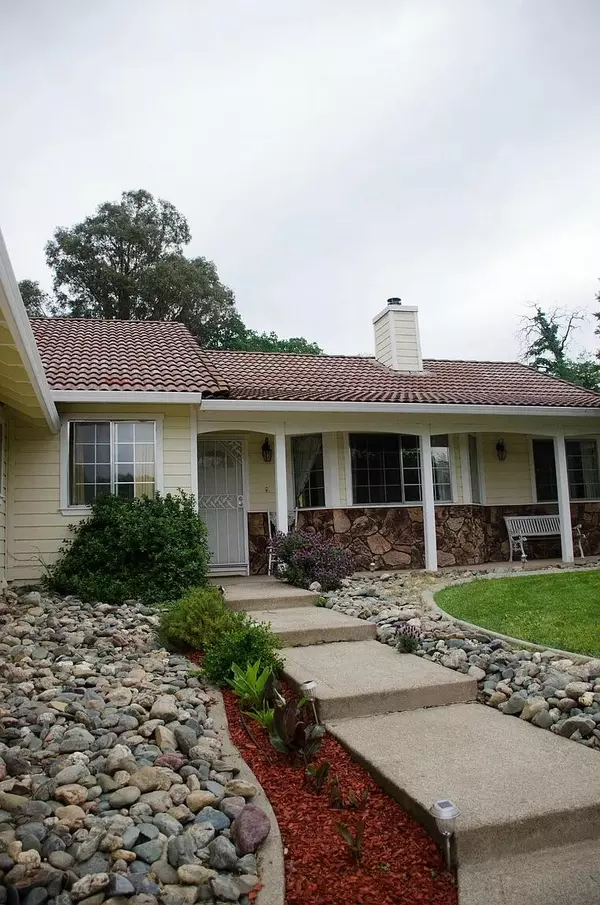 Redding, CA 96003,5575 Mica CT