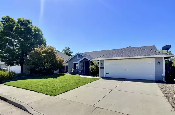 3373 Nathan DR, Anderson, CA 96007