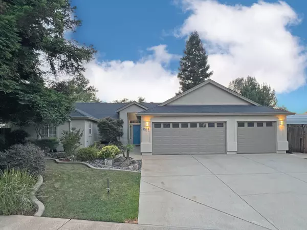 Redding, CA 96002,4908 Elk Creek DR