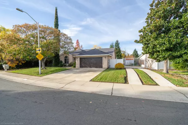 Redding, CA 96001,2920 Aspen Glow LN