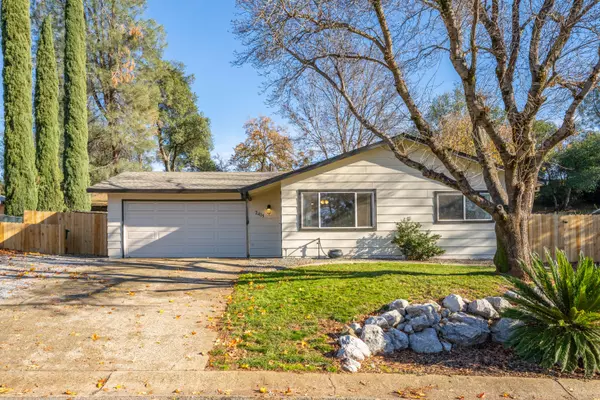 2415 Walton AVE, Shasta Lake, CA 96019