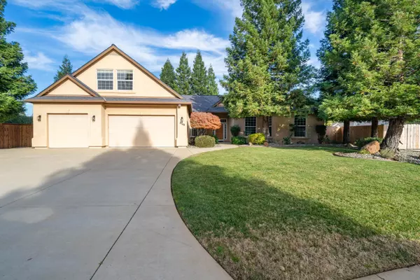 Redding, CA 96002,2748 Madison River DR