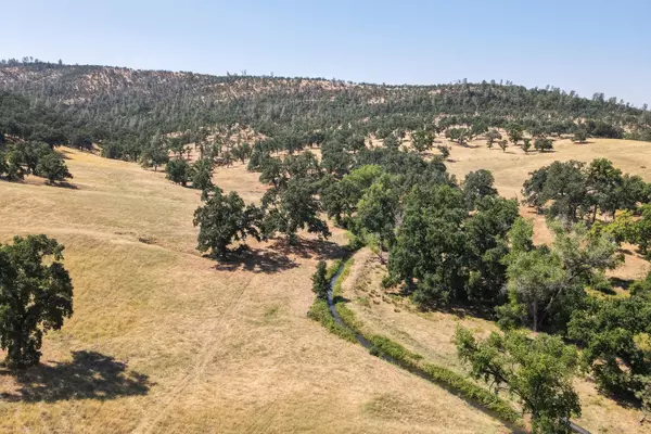 S Cow Creek Rd, Millville, CA 96062