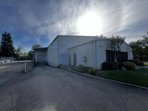 Anderson, CA 96007,19910 Hirsch CT