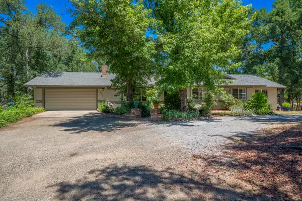 Palo Cedro, CA 96073,22650 Stoney Creek LN