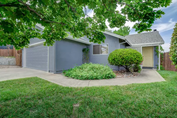 Redding, CA 96003,714 Spaniel DR