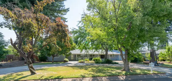 4783 Alta Camino DR, Redding, CA 96002