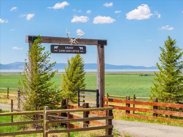 Davis Creek, CA 96108,56087 US-395