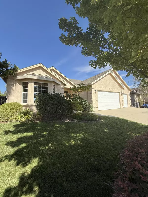 Redding, CA 96003,3348 Old Lantern DR