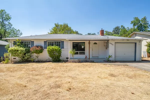 2906 Kenco AVE, Redding, CA 96002