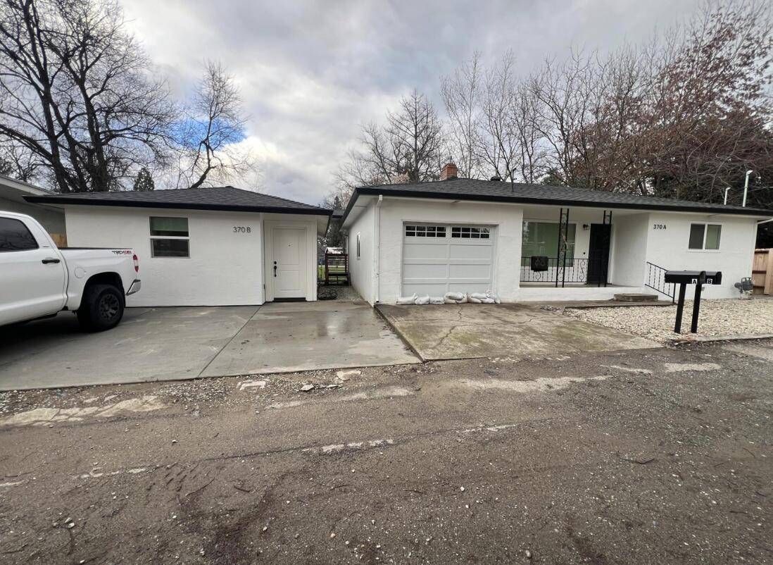 370 Revilo DR, Redding, CA 96001