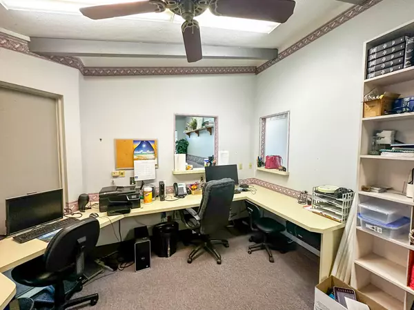 Anderson, CA 96007,2161 Ferry ST