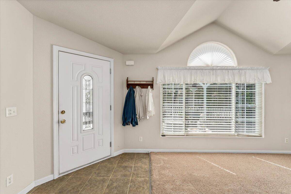 Lakehead, CA 96051,20796 Oak ST