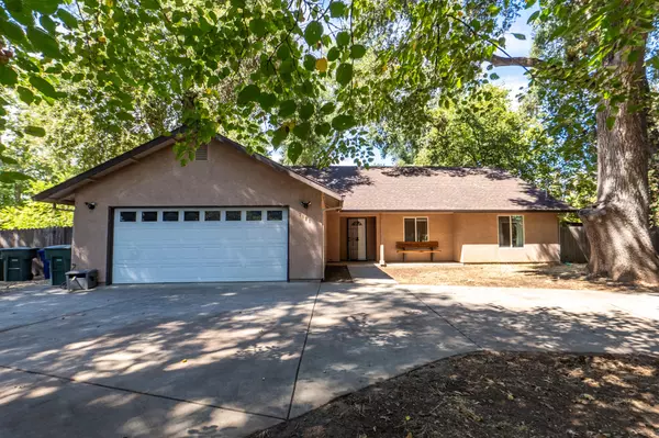 3128 Island DR, Redding, CA 96001